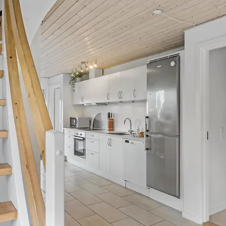 Lovely In With Kitchen *